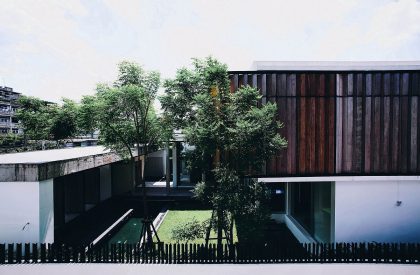 Dindang House | Archimontage Design Fields Sophisticated