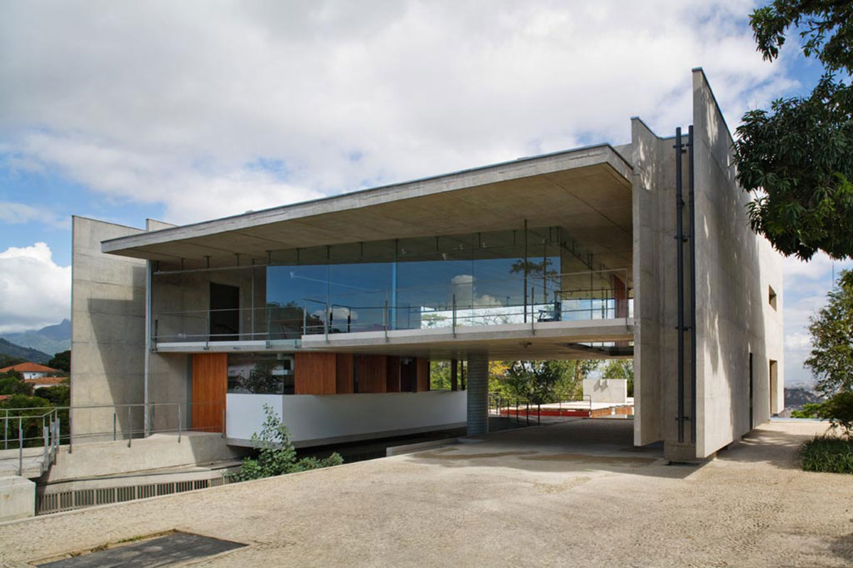 Casa em Santa Teresa | SPBR Arquitectos