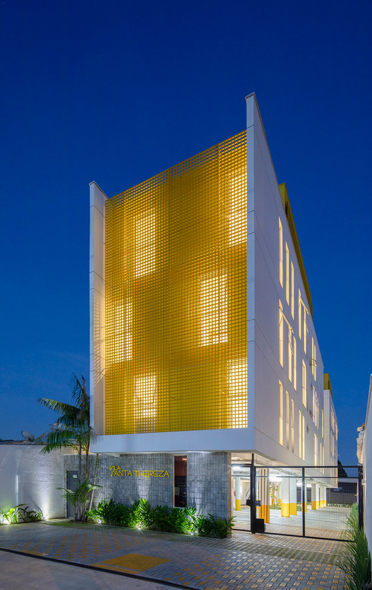 Manga – Vila Santa Thereza Housing Building | Laurent Troost Architectures