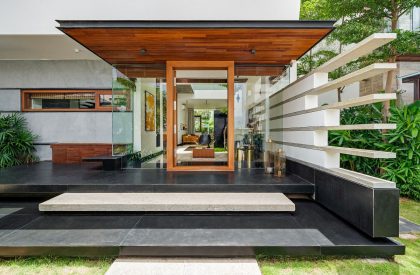 Floating Walls | Crest Architects