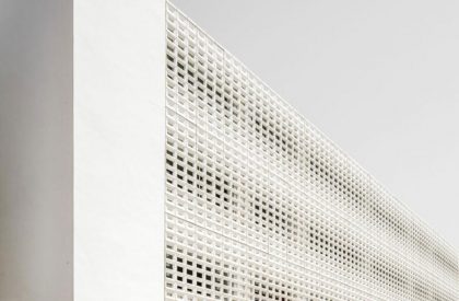 Concrete phrontistery | Tarik Zoubdi Architecte & Mounir Benchekroun Architect