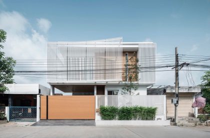 House Enfold | TOUCH Architect