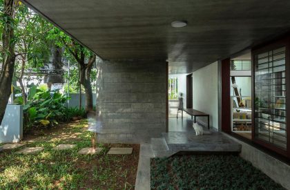 Halaman -The Courtyard House | Zero studio
