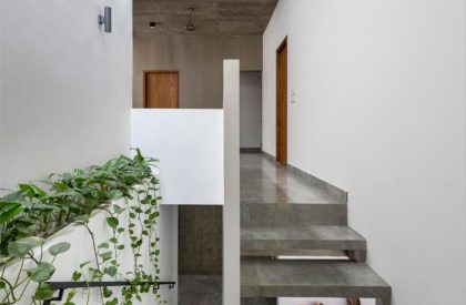 White Skube House | Srijit Srinivas – ARCHITECTS