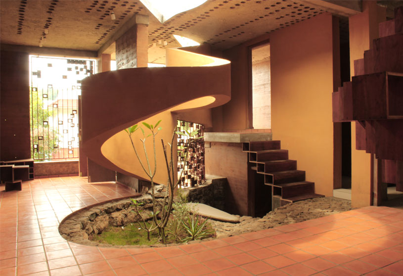 Debris House – Residence for Mr. Biju Mathew | Wallmakers