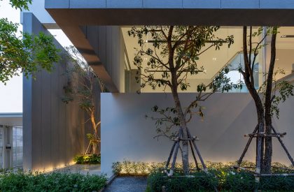 Mit Chit House | Looklen Architects