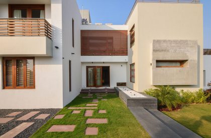 House For Mr. Tejas Patel | Associated Architects Pvt. Ltd. (AAPL)