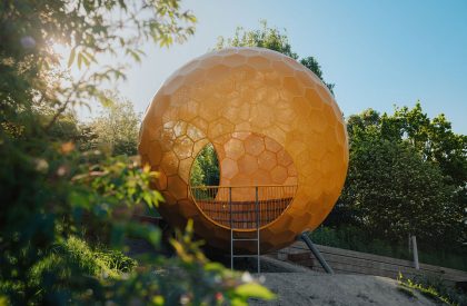 Vårbergstoppen Playground Spheres | AndrénFogelström