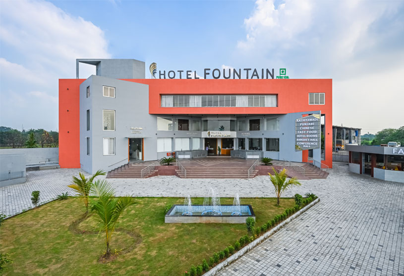 Hotel fountain | Associated Architects Pvt. Ltd.