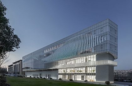 é é é - BSH Headquarters | Greater Dog Architects