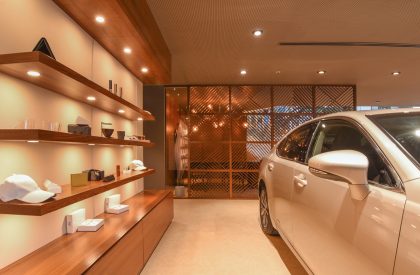 Lexus showroom | DS2 architecture