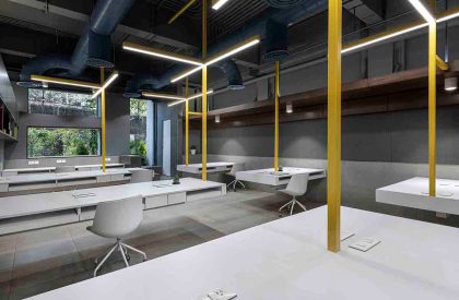 Suspended Office | DIG Architects