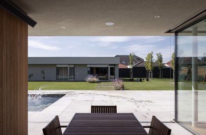 House with a pool | Grau Architects