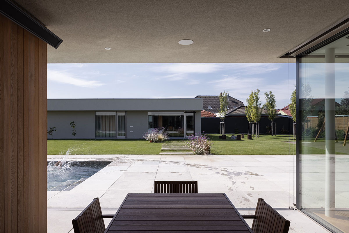 House with a pool | Grau Architects
