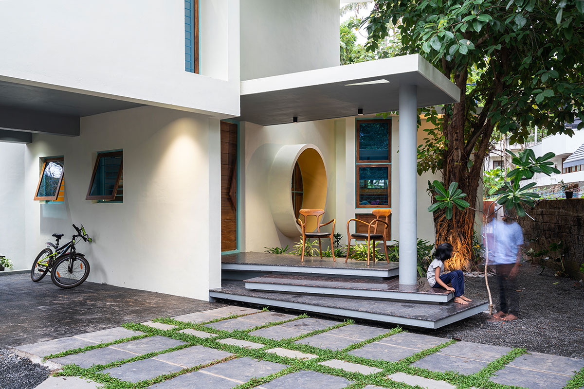 Banyan Tree House | Tales of Design Studio | ArchiDiaries
