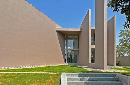 Karamsad Farmhouse | SATH Architects