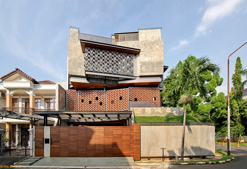 Sarang Nest House | Realrich Architecture Workshop