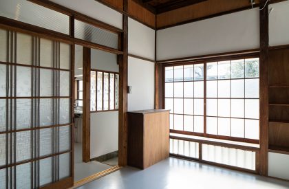 Rokukakubashi House | Roovice