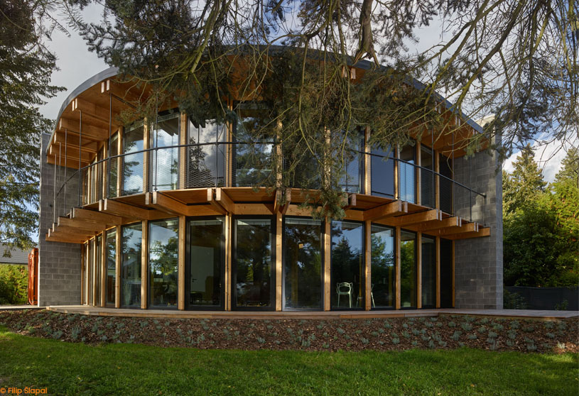 House That Opens Up to the Sun | Stempel & Tesar architekti