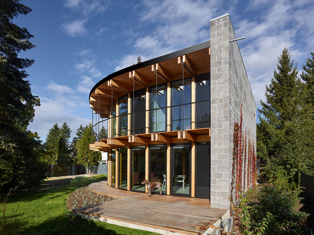 House That Opens Up to the Sun | Stempel & Tesar architekti