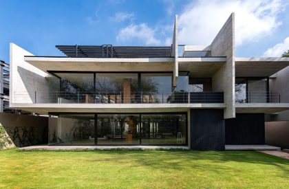 Casa Patios | Ricardo Yslas Gamez Arquitectos