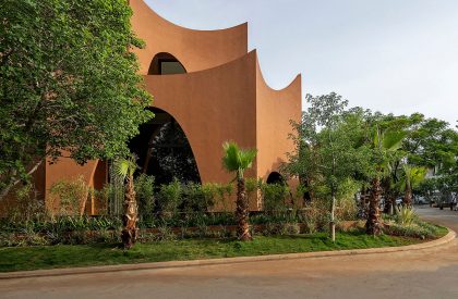 Mirai House of Arches | Sanjay Puri Architects