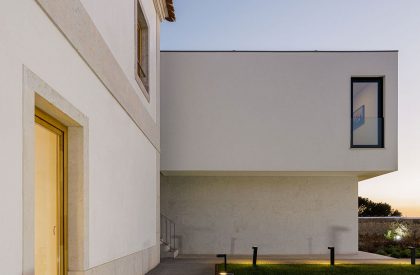 NR Pharmacy | Esquissos – Arquitectura e Consultoria