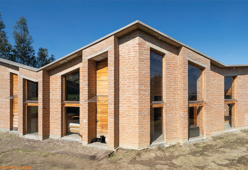 Casa Alangasí | Emilio López Herrera Arquitecto