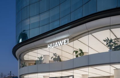 Huawei Flagship Store Beijing | Superimpose Architecture
