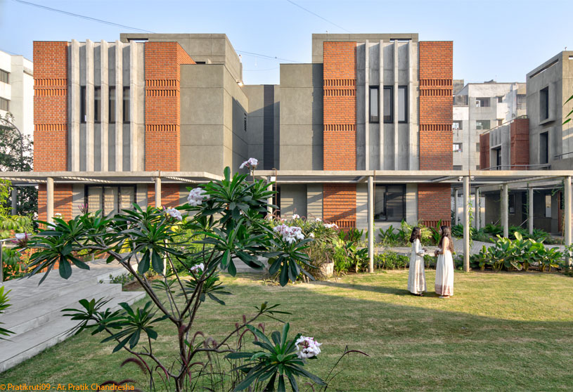 Chitrakut – An Extended Family Cluster- Faliyu | AANGAN Architects