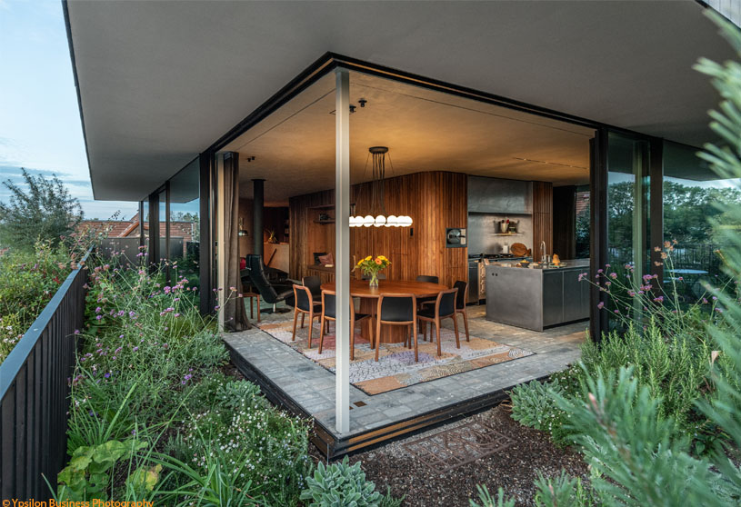 Penthouse with Intensive Green Roof |  Objekt Architecten