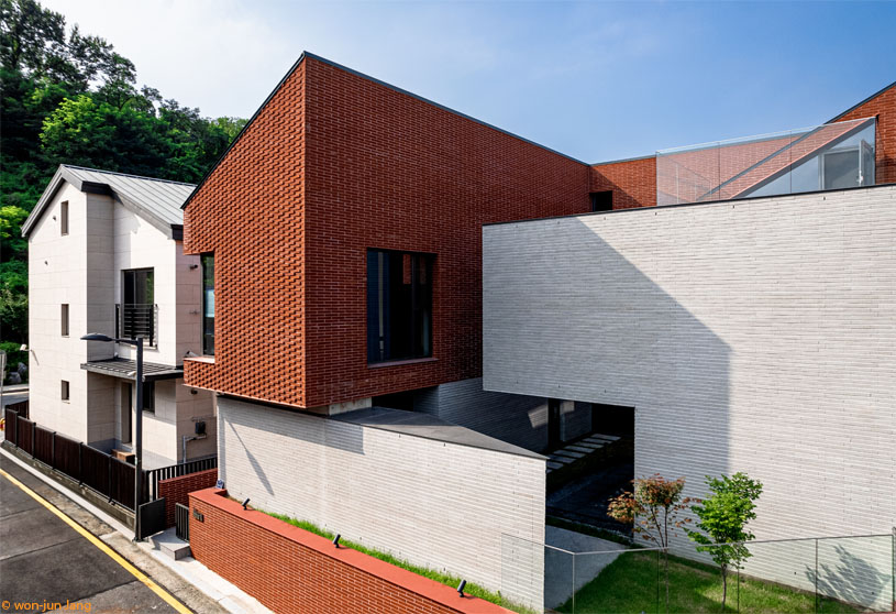 Upper wall, Low wall | KODE Architects